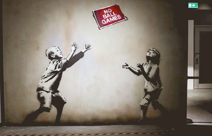 Banksy - If you Leave Trash, You are Trash de Pineapple Licensing en  poster, tableau sur toile et plus